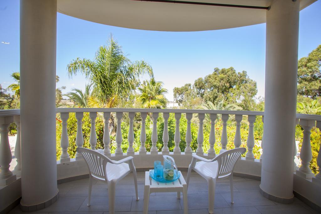 Meneou Beachfront Villa Sunset Perivolia Phòng bức ảnh