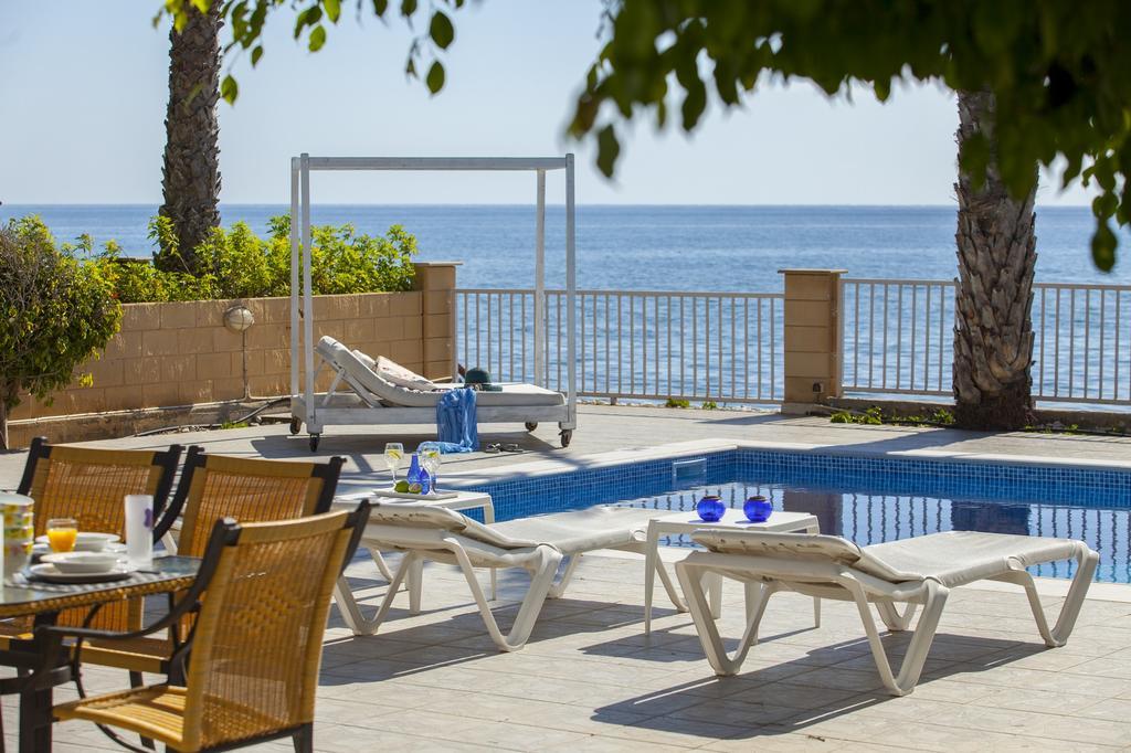 Meneou Beachfront Villa Sunset Perivolia Phòng bức ảnh
