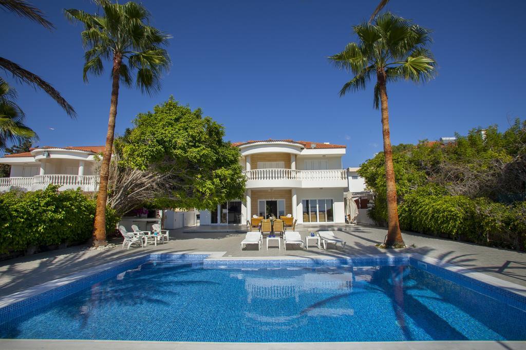 Meneou Beachfront Villa Sunset Perivolia Phòng bức ảnh