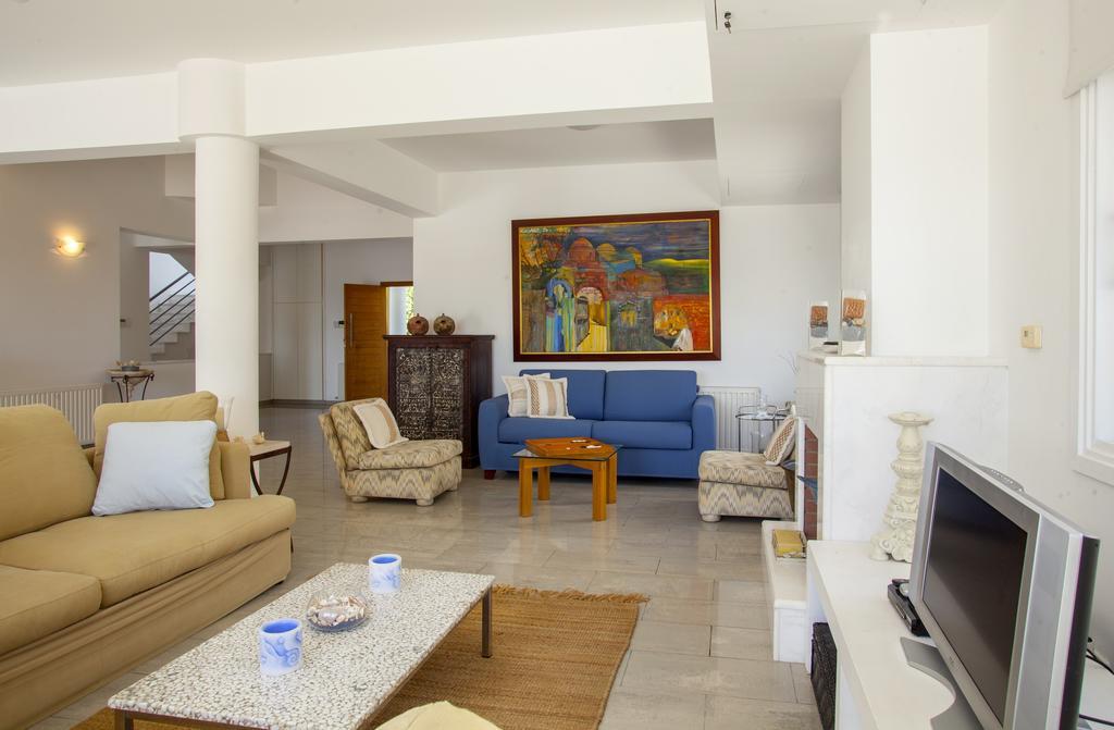 Meneou Beachfront Villa Sunset Perivolia Phòng bức ảnh