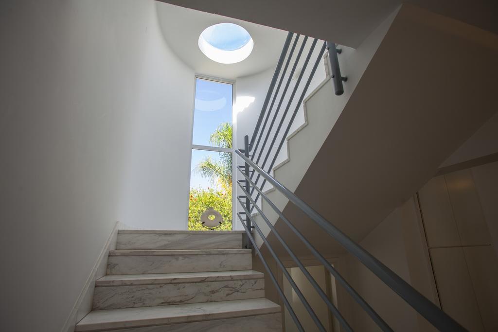 Meneou Beachfront Villa Sunset Perivolia Phòng bức ảnh